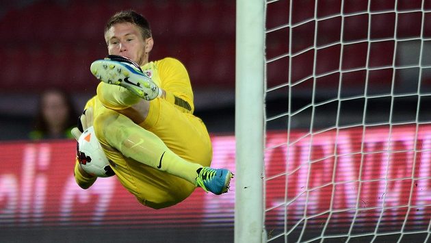 Brankář Tomáš Vaclík svoji Spartu podržel. Brankář Tomáš Vaclík svoji Spartu podržel.