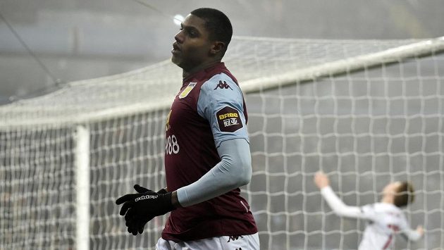 Wesley dává gól, Aston Villa pokořila oslabený Liverpool v Ligovém poháru. Wesley dává gól, Aston Villa pokořila oslabený Liverpool v Ligovém poháru.