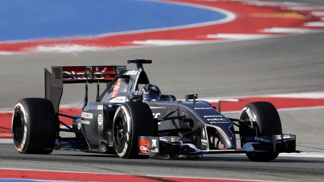 Vůz stáje Sauber na okruhu v Austinu. Za volantem Adrian Sutil. Vůz stáje Sauber na okruhu v Austinu. Za volantem Adrian Sutil.
