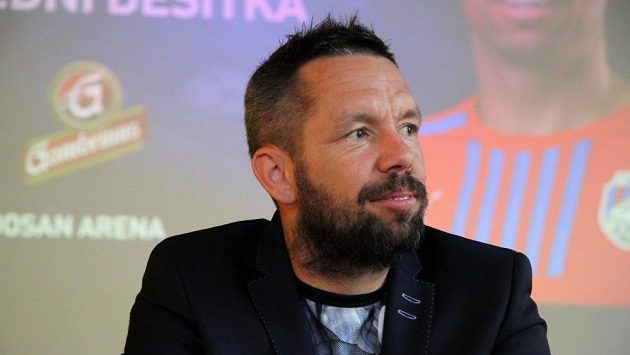 Pavel Horváth chce hrát s Plzní fotbal, jaký předváděla za trenéra Pavla Vrby. Pavel Horváth chce hrát s Plzní fotbal, jaký předváděla za trenéra Pavla Vrby.
