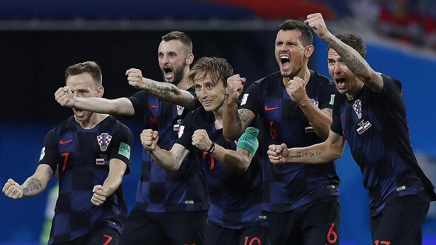 Chorvatská radost po penaltovém rozstřelu s Ruskem. Chorvatská radost po penaltovém rozstřelu s Ruskem.