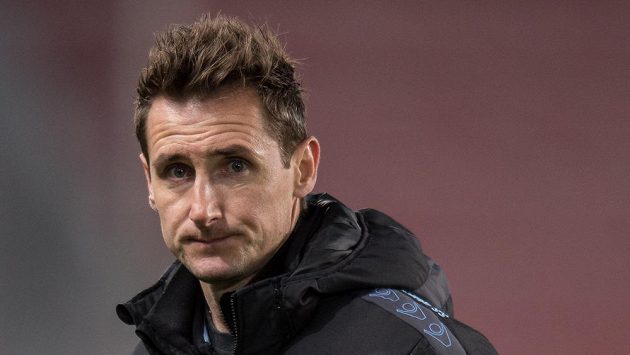 Útočník Miroslav Klose ukončil kariéru. Útočník Miroslav Klose ukončil kariéru.