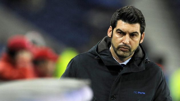 Kouč Paulo Fonseca v Portu skončil. Kouč Paulo Fonseca v Portu skončil.