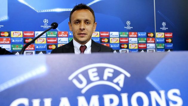 Fotbalista Bayernu Mnichov Rafinha. Fotbalista Bayernu Mnichov Rafinha.