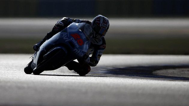 Motocyklista Maverick Viňales ze Španělska vyhrál ve třídě Moto3 kvalifikaci na Velkou cenu Francie. Motocyklista Maverick Viňales ze Španělska vyhrál ve třídě Moto3 kvalifikaci na Velkou cenu Francie.