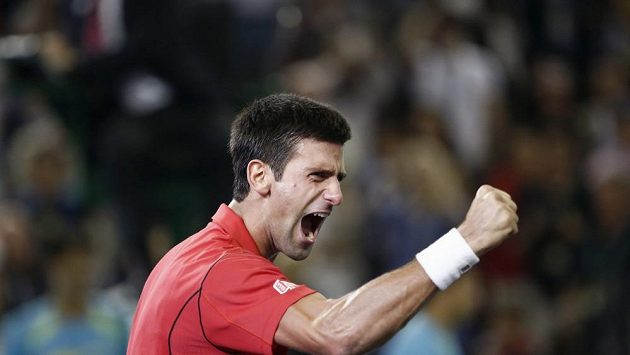 Srbský tenista Novak Djokovič poráží Argentince Juana Martína del Potra a v Šanghaji získává titul. Srbský tenista Novak Djokovič poráží Argentince Juana Martína del Potra a v Šanghaji získává titul.