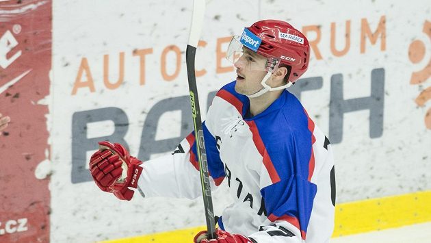 Královéhradecký útočník Rastislav Dej se raduje z gólu proti Olomouci. Královéhradecký útočník Rastislav Dej se raduje z gólu proti Olomouci.