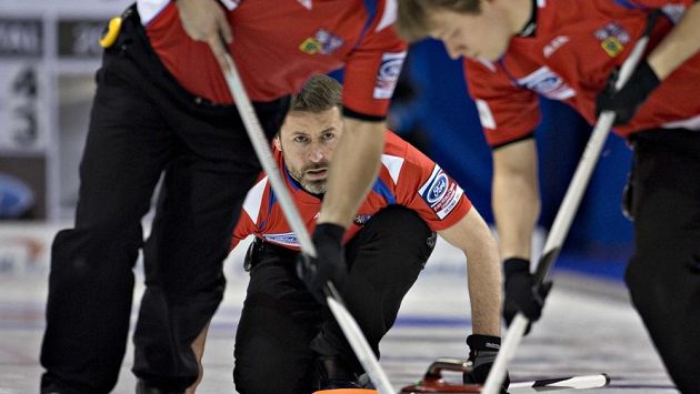 Čeští curleři si na MS v Kanadě připsali další dvě vítězství nad týmy USA a Finska. Čeští curleři si na MS v Kanadě připsali další dvě vítězství nad týmy USA a Finska.