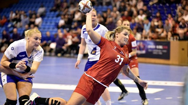 Alena Šetelíková (vpravo) a Hildigunnur Einarsdóttirová z Islandu. Alena Šetelíková (vpravo) a Hildigunnur Einarsdóttirová z Islandu.