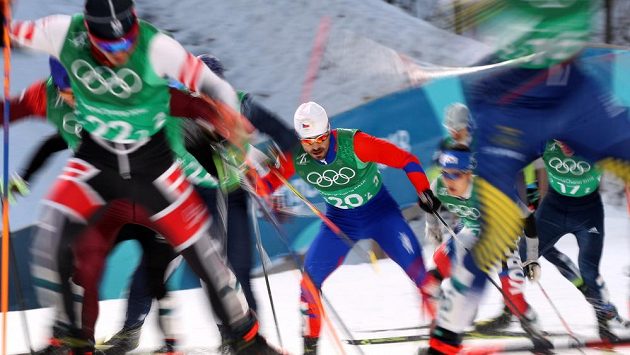 Aleš Razým (20) na trati olympijského sprintu dvojic. Aleš Razým (20) na trati olympijského sprintu dvojic.