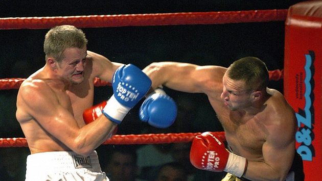 Český boxer Luboš Šuda (vpravo). Český boxer Luboš Šuda (vpravo).