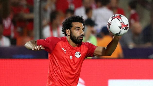 Egyptský fotbalista Mohamed Salah na mistrovství Afriky září. Egyptský fotbalista Mohamed Salah na mistrovství Afriky září.