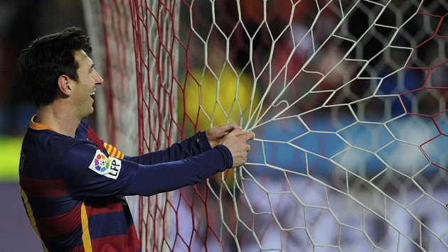 Barcelonský Lionel Messi při utkání s Gijónem. Barcelonský Lionel Messi při utkání s Gijónem.