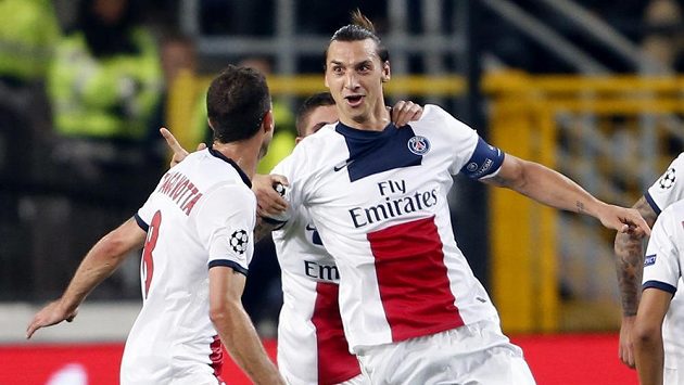 Útočník Paris Saint-Germain Zlatan Ibrahimovic se raduje z jednoho z gólů, které vstřelil Anderlechtu. Útočník Paris Saint-Germain Zlatan Ibrahimovic se raduje z jednoho z gólů, které vstřelil Anderlechtu.