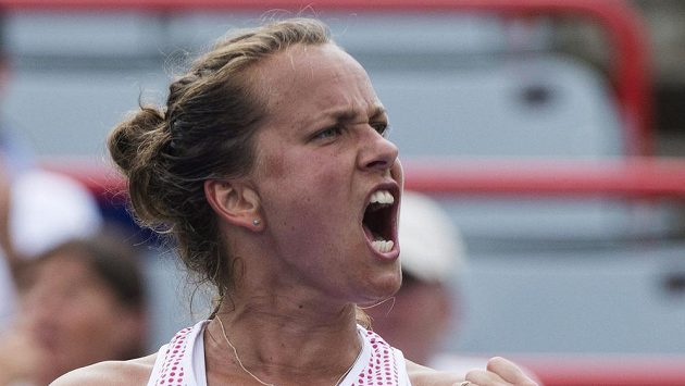 Barbora Strýcová při nedávném utkání s Caroline Garciaovou z Francie v prvním kole v Montrealu. Barbora Strýcová při nedávném utkání s Caroline Garciaovou z Francie v prvním kole v Montrealu.