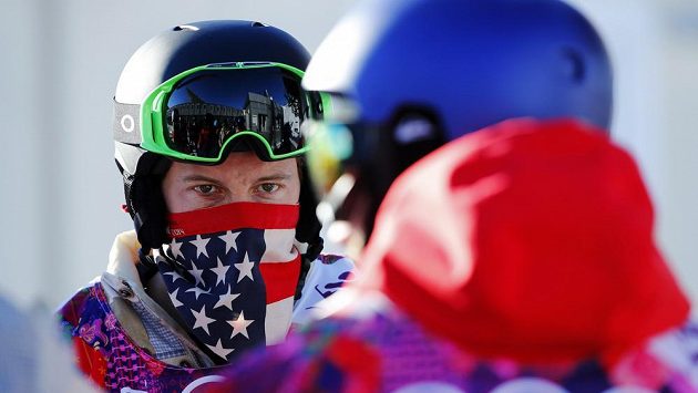 Snowboardista Shaun White je zatím největší hvězdou, která se pod pěti kruhy v Soči nepředstaví kvůli nebezpečné trati. Snowboardista Shaun White je zatím největší hvězdou, která se pod pěti kruhy v Soči nepředstaví kvůli nebezpečné trati.