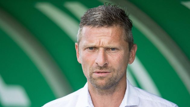 Trenér Bohemians Martin Hašek má po rodinné bitvě vrásky... Trenér Bohemians Martin Hašek má po rodinné bitvě vrásky...