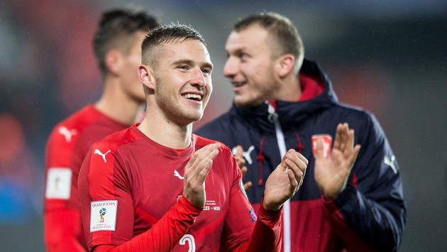Český reprezentant Pavel Kadeřábek po vítězství nad Norskem. Český reprezentant Pavel Kadeřábek po vítězství nad Norskem.