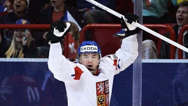 Český útočník Jiří Hudler slaví vyrovnávací gól do sítě Švýcarska. Český útočník Jiří Hudler slaví vyrovnávací gól do sítě Švýcarska.
