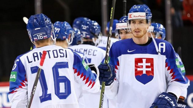 Slovenští hokejisté úskalí olympijské kvalifikace zvládli. Slovenští hokejisté úskalí olympijské kvalifikace zvládli.