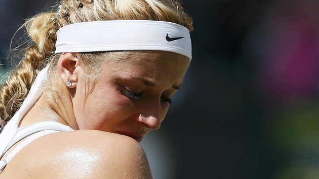 Sabine Lisická na kurtu těžko skrývala své emoce. Sabine Lisická na kurtu těžko skrývala své emoce.