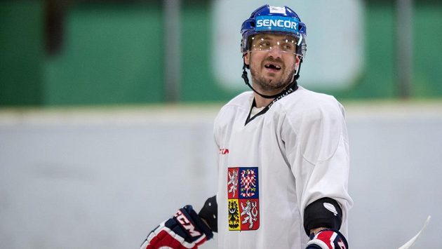 Útočník Petr Koukal na tréninku české hokejové reprezentace. Útočník Petr Koukal na tréninku české hokejové reprezentace.