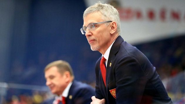 Igor Larionov na lavičce ruské dvacítky. Igor Larionov na lavičce ruské dvacítky.