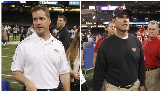 Zleva John Harbaugh a jeho bratr Jim. Zleva John Harbaugh a jeho bratr Jim.