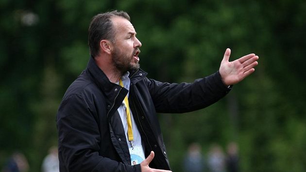 Zdenko Frťala zrušil soustředění na Kanárských ostrovech. Zdenko Frťala zrušil soustředění na Kanárských ostrovech.