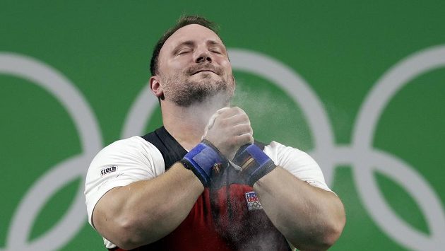 Jiří Orság během olympijského závodu v kategorii nad 105 kg. Jiří Orság během olympijského závodu v kategorii nad 105 kg.