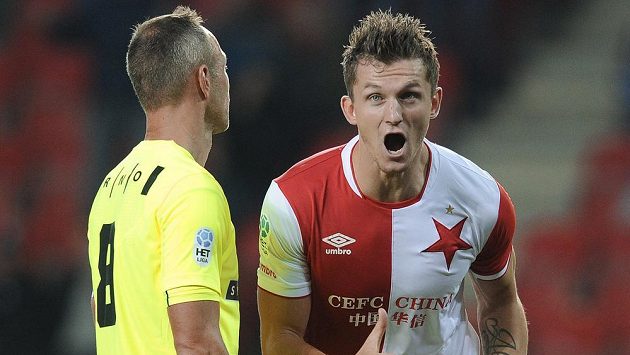 Tomáš Necid ze Slavie (vpravo) se raduje z gólu. Tomáš Necid ze Slavie (vpravo) se raduje z gólu.
