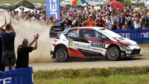 Estonec Ott Tänak ve druhé etapě Finské rallye. Estonec Ott Tänak ve druhé etapě Finské rallye.