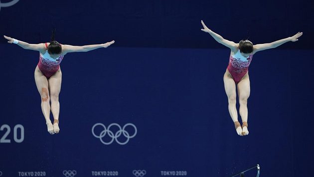 Číňanky Š' Tching-mao, Wang Chan potvrdily v Tokio v synchronizovaných skocích do vody pozici favoritek. Číňanky Š' Tching-mao, Wang Chan potvrdily v Tokio v synchronizovaných skocích do vody pozici favoritek.