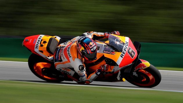 Německý motocyklista Stefan Bradl bude v královské třídě MotoGP i nadále zaskakovat za zraněného mistra světa Marca Márqueze. Německý motocyklista Stefan Bradl bude v královské třídě MotoGP i nadále zaskakovat za zraněného mistra světa Marca Márqueze.