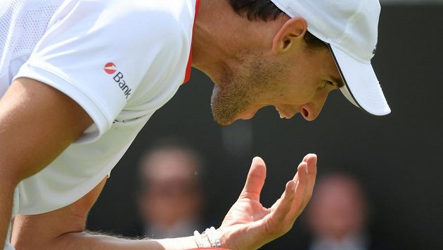 Rakouský tenista Dominic Thiem se na Wimbledonu kvůli zranění nepředstaví. Rakouský tenista Dominic Thiem se na Wimbledonu kvůli zranění nepředstaví.