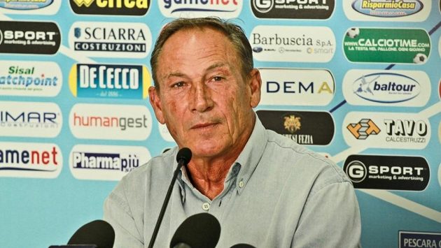Český fotbalový trenér Zdeněk Zeman Český fotbalový trenér Zdeněk Zeman