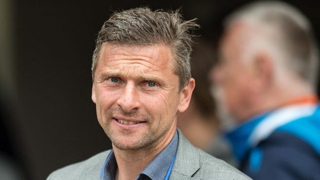 Trenér Bohemians Martin Hašek během utkání v Teplicích. Trenér Bohemians Martin Hašek během utkání v Teplicích.