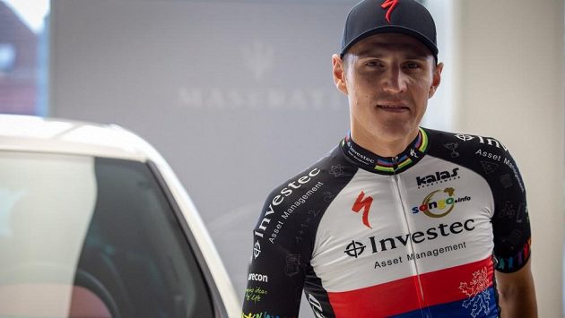 Jaroslav Kulhavý v dresu speciálně připraveném pro Cape Epic. Jaroslav Kulhavý v dresu speciálně připraveném pro Cape Epic.