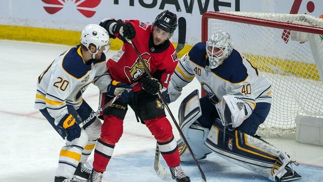 Kanadský centr Derick Brassard se přesunul z Ottawy do Pittsburghu. Kanadský centr Derick Brassard se přesunul z Ottawy do Pittsburghu.