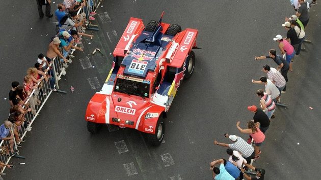 Poláci Adam Malysz a Rafal Marton na startu Rallye Dakar. Poláci Adam Malysz a Rafal Marton na startu Rallye Dakar.