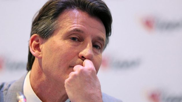 Prezident Mezinárodní atletické federace IAAF Sebastian Coe na páteční tiskové konferenci v Monaku. Prezident Mezinárodní atletické federace IAAF Sebastian Coe na páteční tiskové konferenci v Monaku.