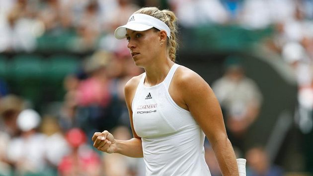 Světová tenisová jednička Angelique Kerberová v prvním kole Wimbledonu. Světová tenisová jednička Angelique Kerberová v prvním kole Wimbledonu.