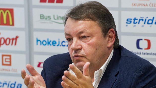 Prezident Českého svazu ledního hokeje (ČSLH) Tomáš Král. Prezident Českého svazu ledního hokeje (ČSLH) Tomáš Král.