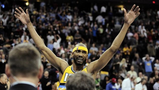 Hrdinou večera byl Corey Brewer z Denveru. Hrdinou večera byl Corey Brewer z Denveru.