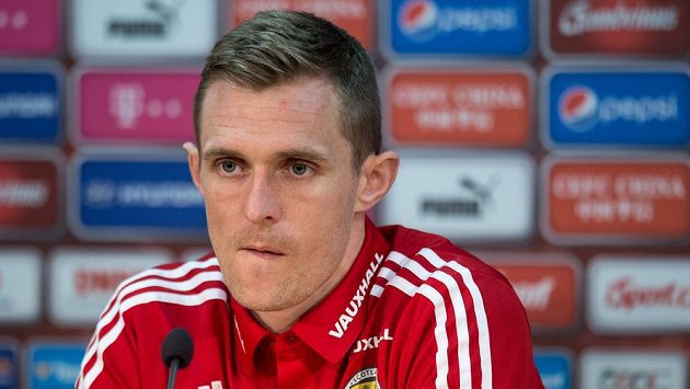 Darren Fletcher bude asistntem Oleho Gunnara Solskjaera. Darren Fletcher bude asistntem Oleho Gunnara Solskjaera.