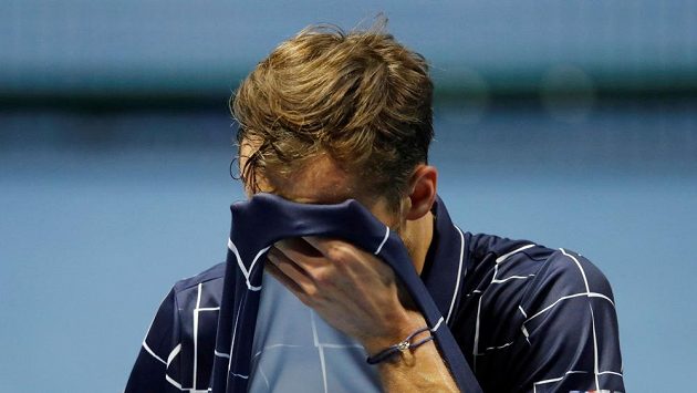 Favorit dohrál. Ruský tenista Daniil Medveděv vypadl při obhajobě vítězství na turnaji v Petrohradu už ve druhém kole. Favorit dohrál. Ruský tenista Daniil Medveděv vypadl při obhajobě vítězství na turnaji v Petrohradu už ve druhém kole.