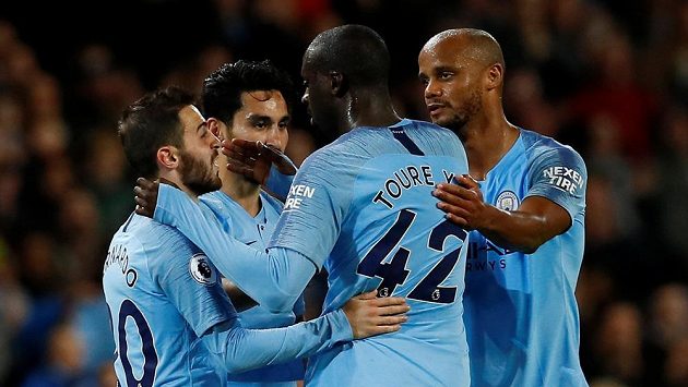 Radost fotbalistů Manchesteru City se radují v duelu s Brightonem. Radost fotbalistů Manchesteru City se radují v duelu s Brightonem.
