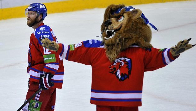 Jiří Novotný povede hokejisty Lva na ledě při finále Kontinentální ligy. Jiří Novotný povede hokejisty Lva na ledě při finále Kontinentální ligy.