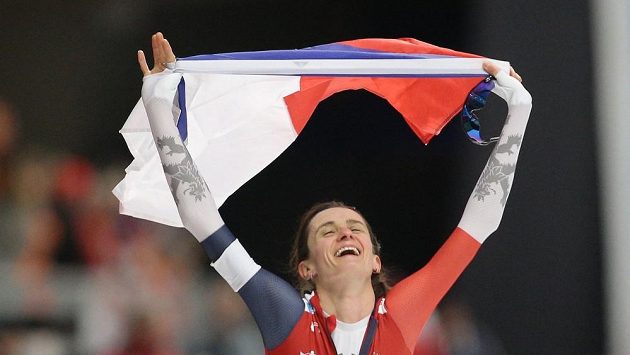 Euforie Martiny Sáblíkové po triumfu na mistrovství světa v Inzellu v závodě na 3000 metrů! Euforie Martiny Sáblíkové po triumfu na mistrovství světa v Inzellu v závodě na 3000 metrů!