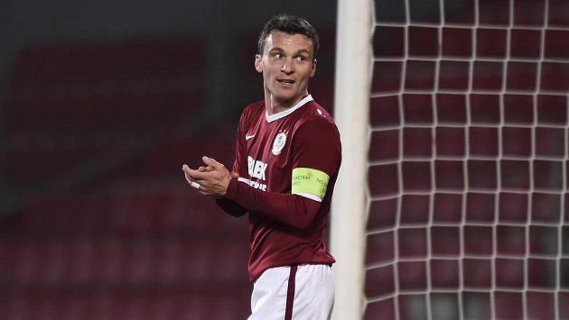 David Lafata ze Sparty během zápasu s Českými Budějovicemi. David Lafata ze Sparty během zápasu s Českými Budějovicemi.